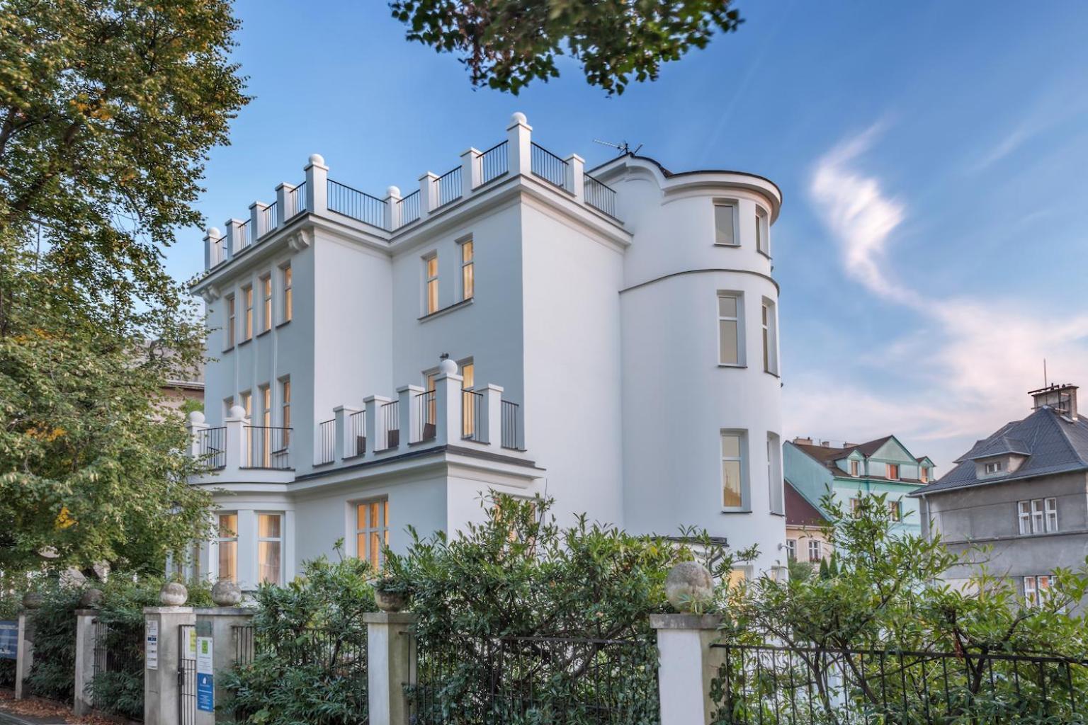 Apartments Villa Whitehouse Ostrava Bagian luar foto