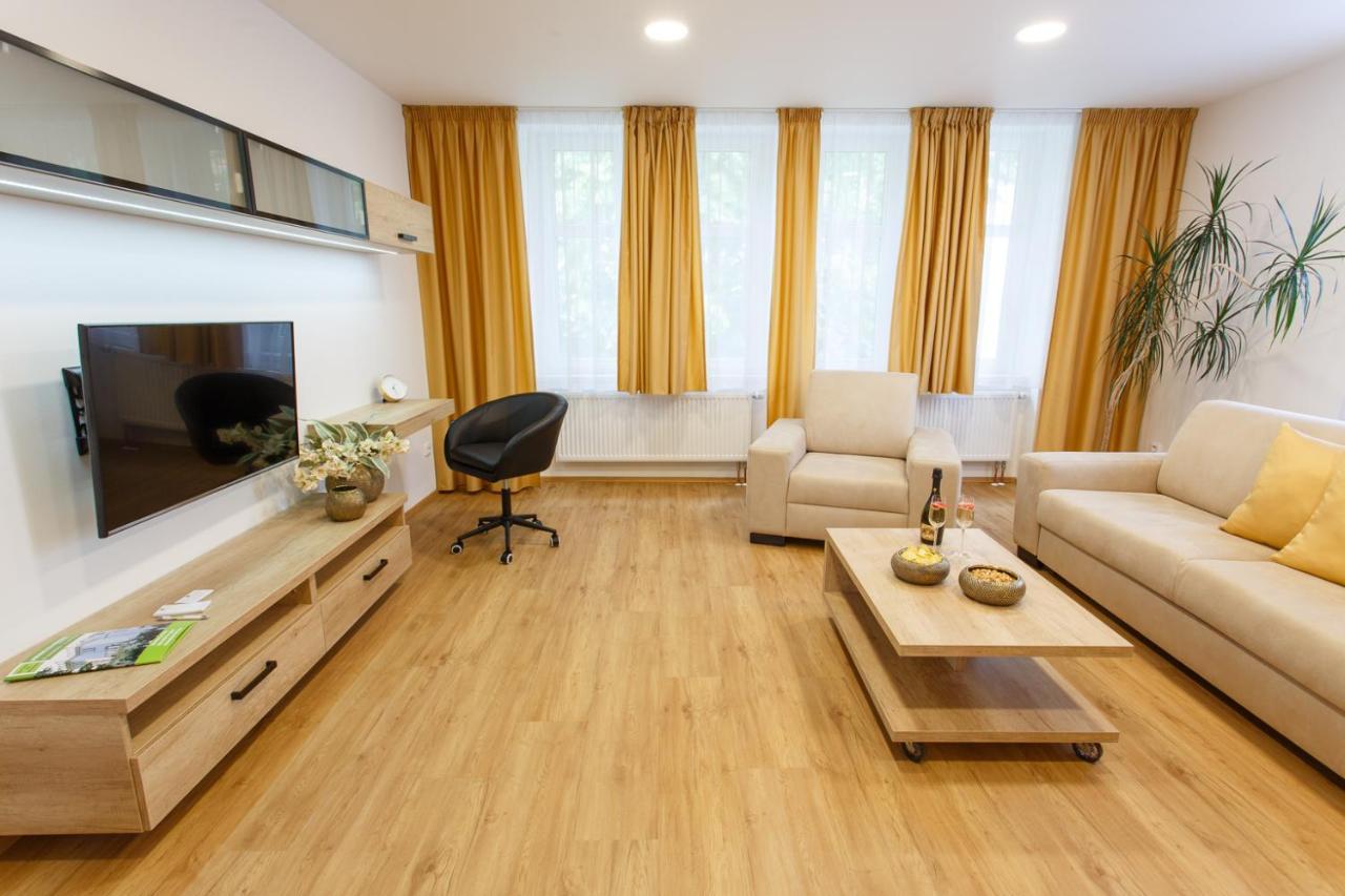 Apartments Villa Whitehouse Ostrava Bagian luar foto
