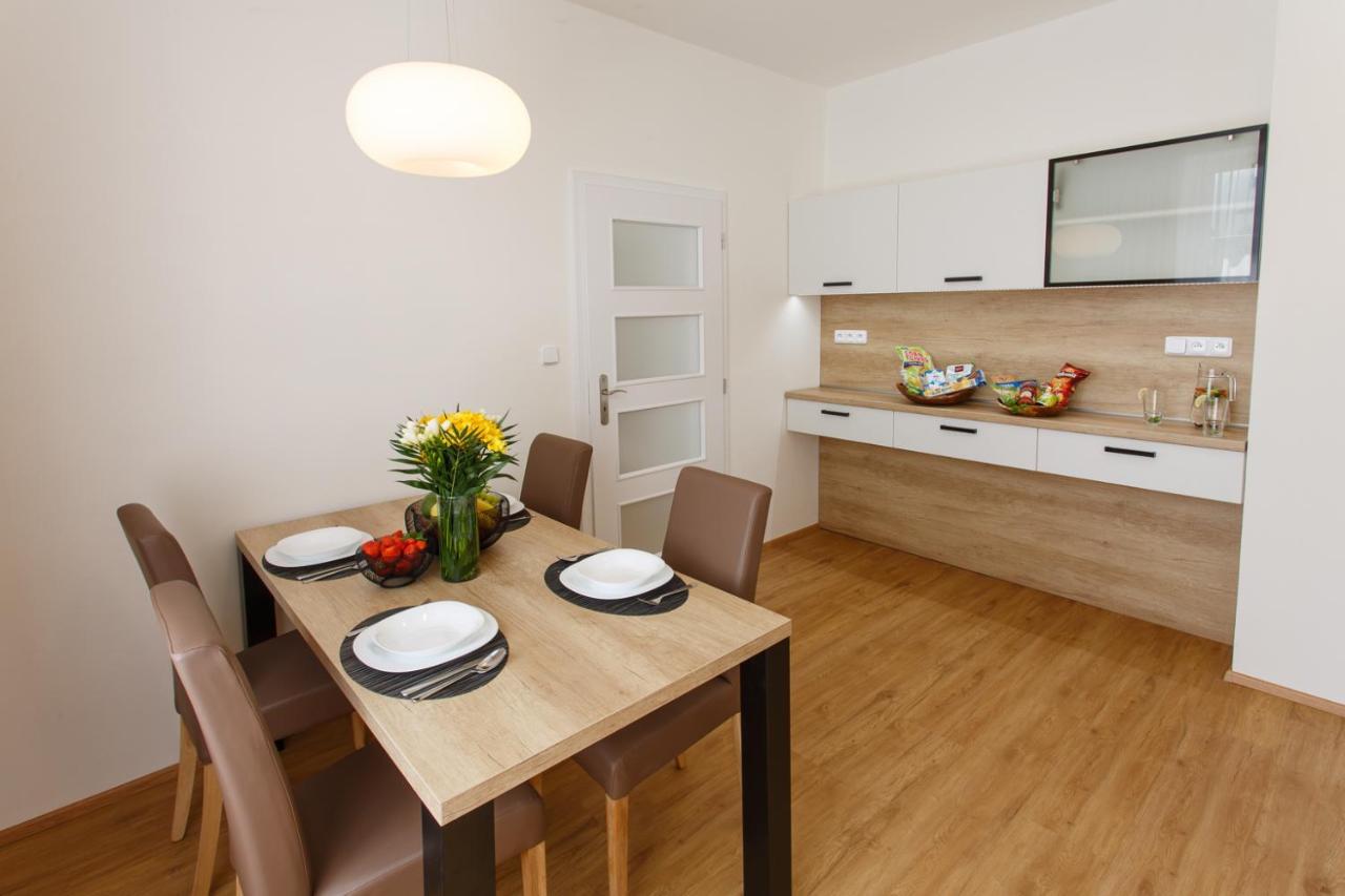 Apartments Villa Whitehouse Ostrava Bagian luar foto