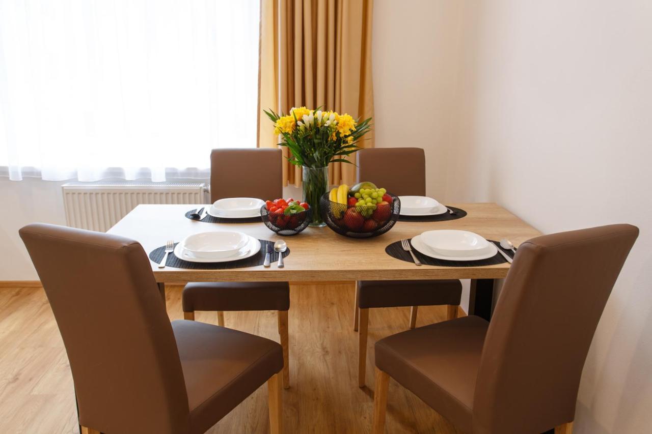 Apartments Villa Whitehouse Ostrava Bagian luar foto