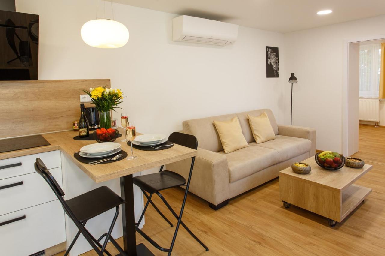 Apartments Villa Whitehouse Ostrava Bagian luar foto